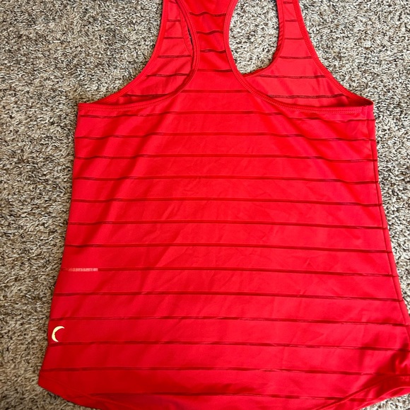 ZYIA Active tank - Picture 5 of 5